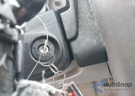 2004 Saturn Vue V6 z USA, uszkodzony, nr VIN 5GZCZ53424S829756